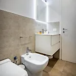 Apartmán Roommo Via Dei Pilastri Giada *