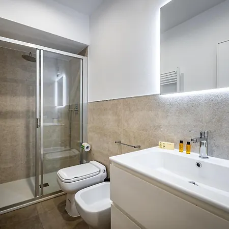 Roommo Via Dei Pilastri Giada