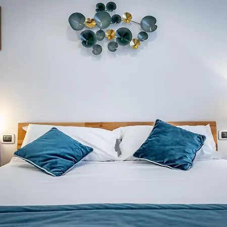 Roommo Via Dei Pilastri Giada Apartmán